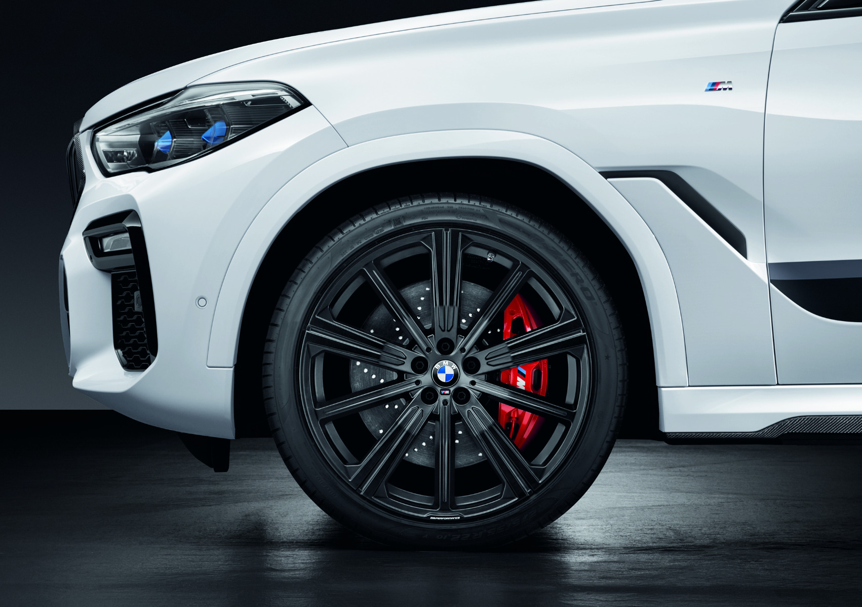 BMW Sommerkompletträder M Performance Sternspeiche 749M jetblack matt 22  Zoll RDCi X5 G05 LCI X6 G06 LCI Continental (Mischbereifung)