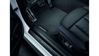 BMW M Performance Folierung Frozen Black links/rechts für 4er (G22